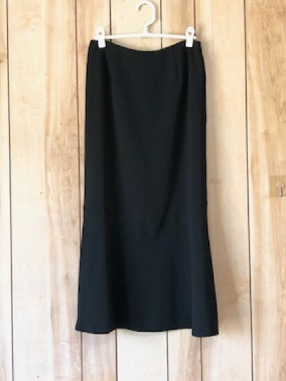 Requirements Women's Skirt Size 6
